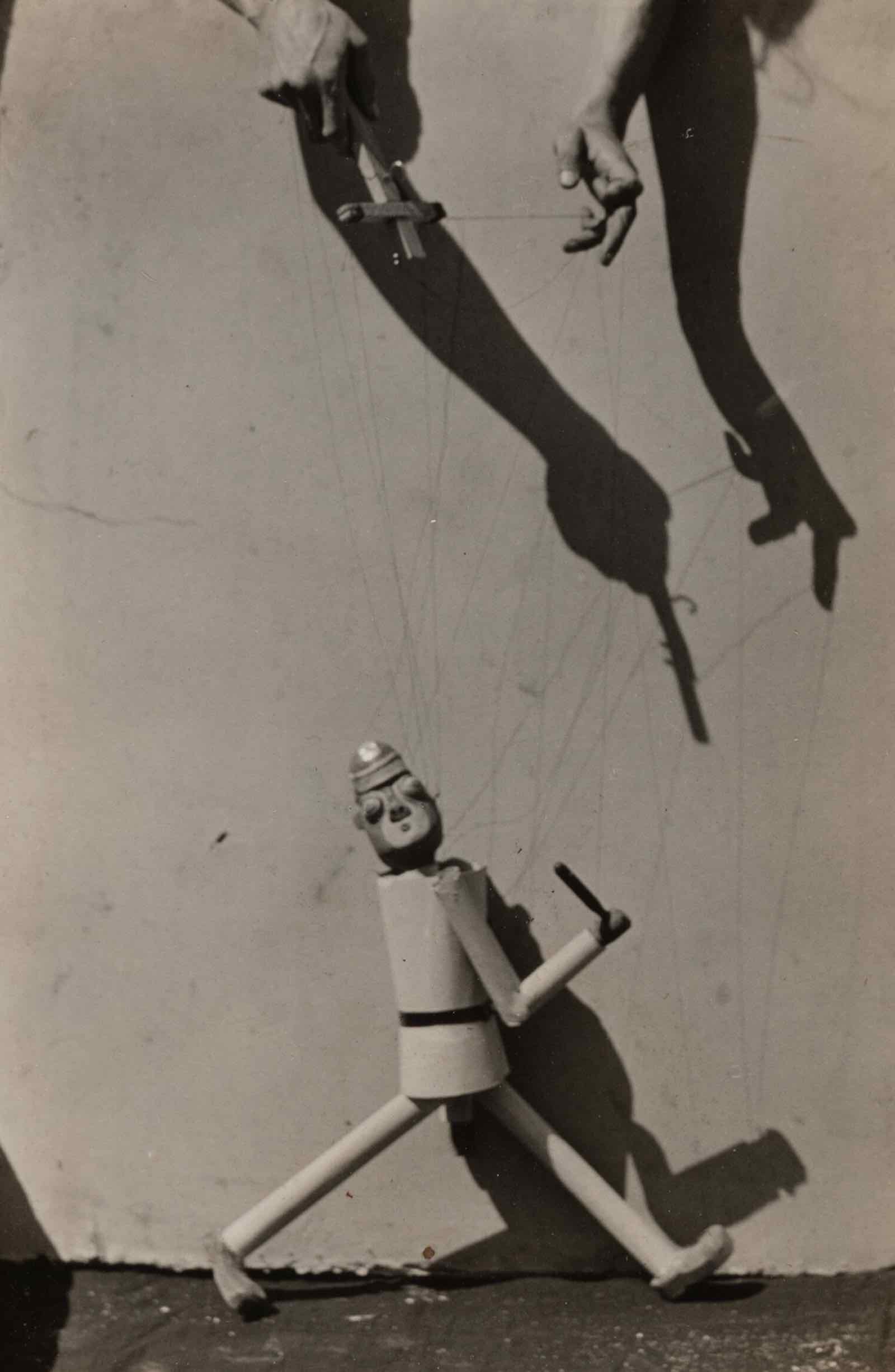Tina Modotti and Louis Bunin